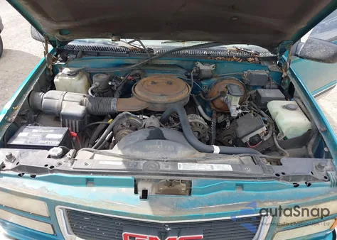 1995 GMC Sierra C1500 z USA, uszkodzony, nr VIN 1GTEC14K9SZ528472